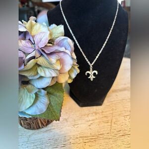 16” Silvertone Necklace with Fleur de Lis Pendant See Photos for Size Comparison